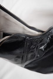 Buckle Banana XL Crushed Patent Black - Image 9