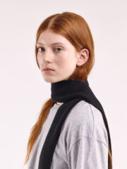 Mini Soft Wool Scarf, Black – Obrázok 4
